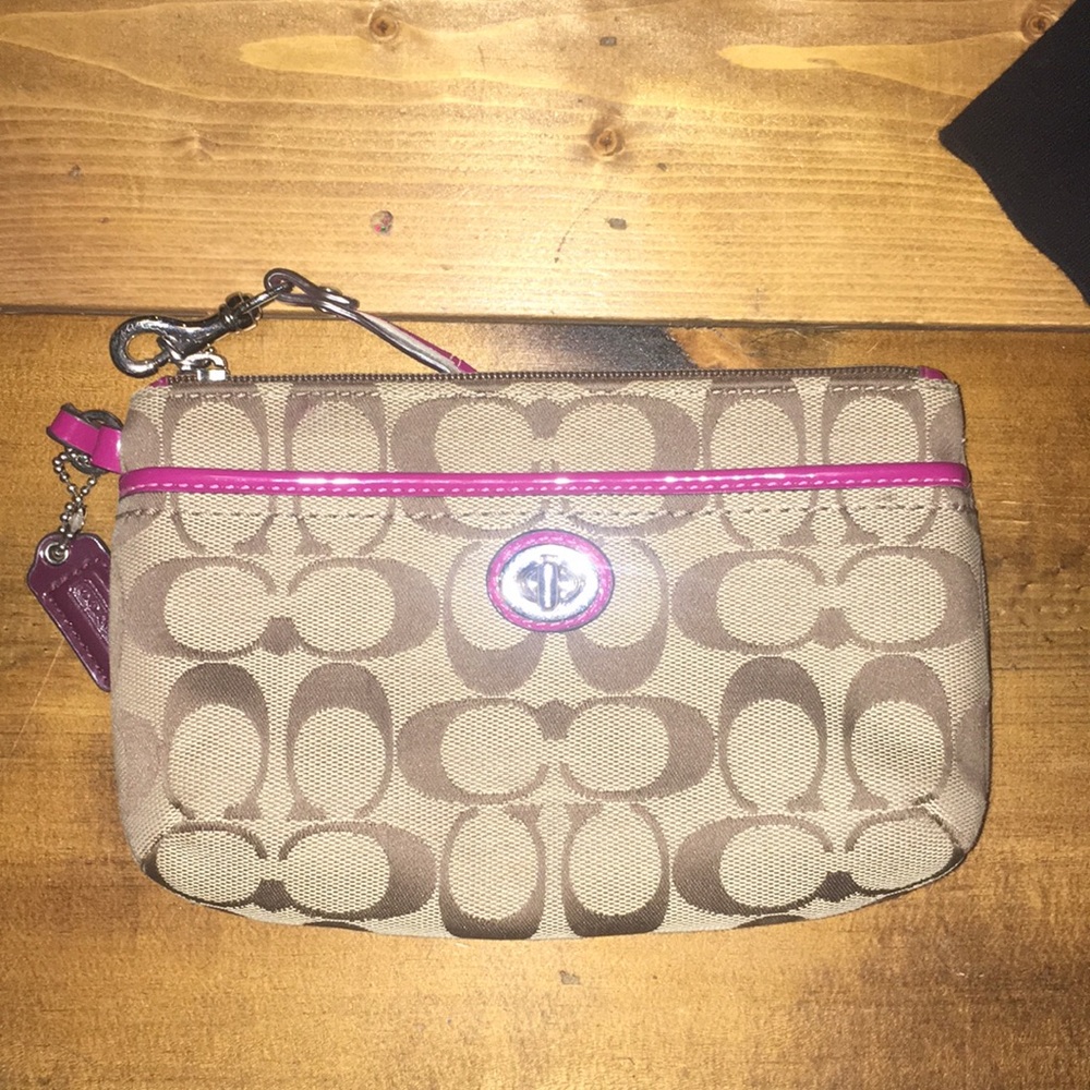 Wristlet